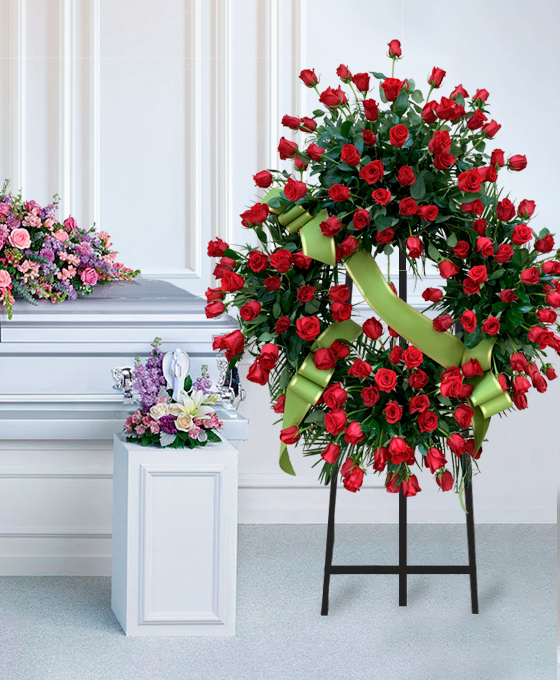 Corona Supreme Rosas Rojas Ambientada